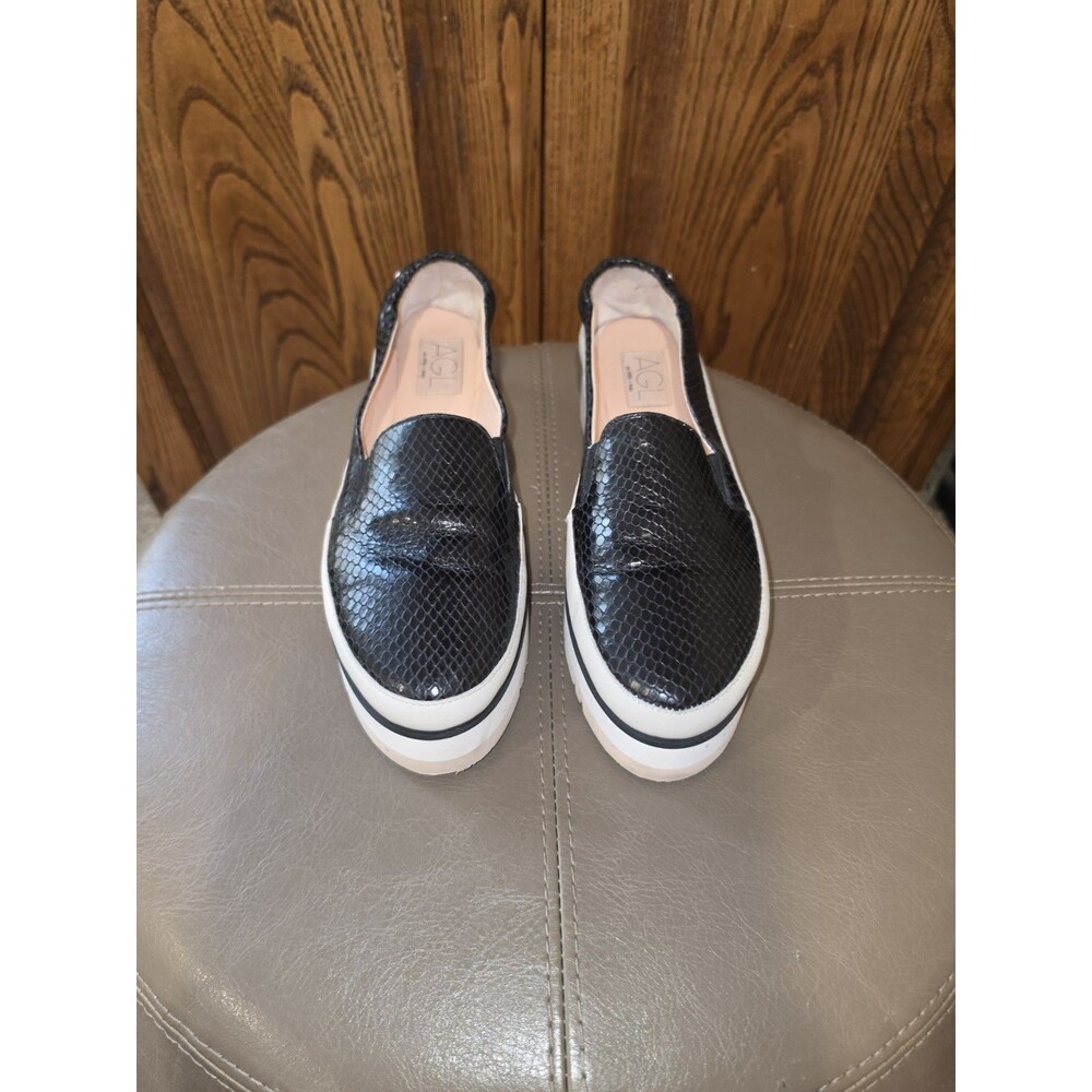 AGL Sz 41 Snakeskin Black Leather SlipOn Loafer   Platform Shoe Made in Italy